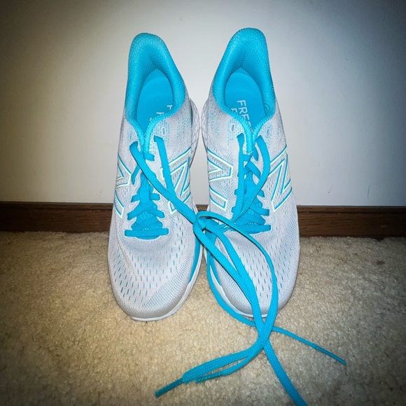 New balance, running shoe women’s 10 1/2 - Picture 1 of 3